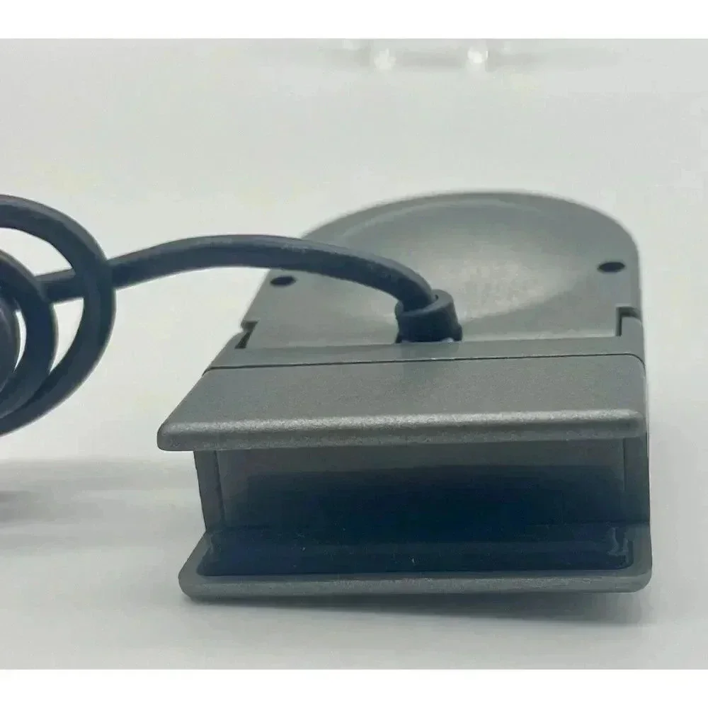 Logitech USB Webcam V-UBG35 Right Light 2 Right Sound, Case &‎ Software Tested